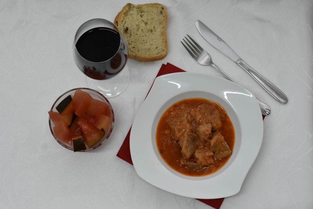 ostropel de porc moldovenesc
