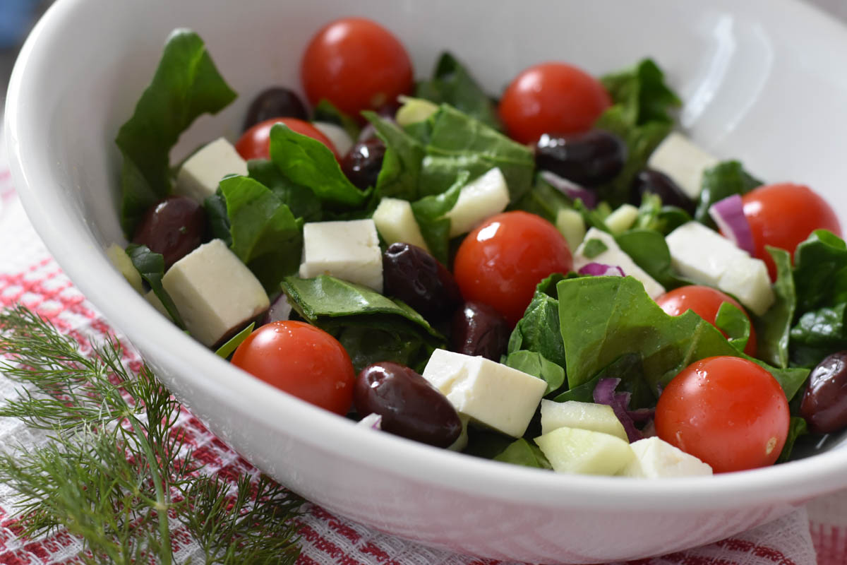 Salata de spanac cu branza si masline